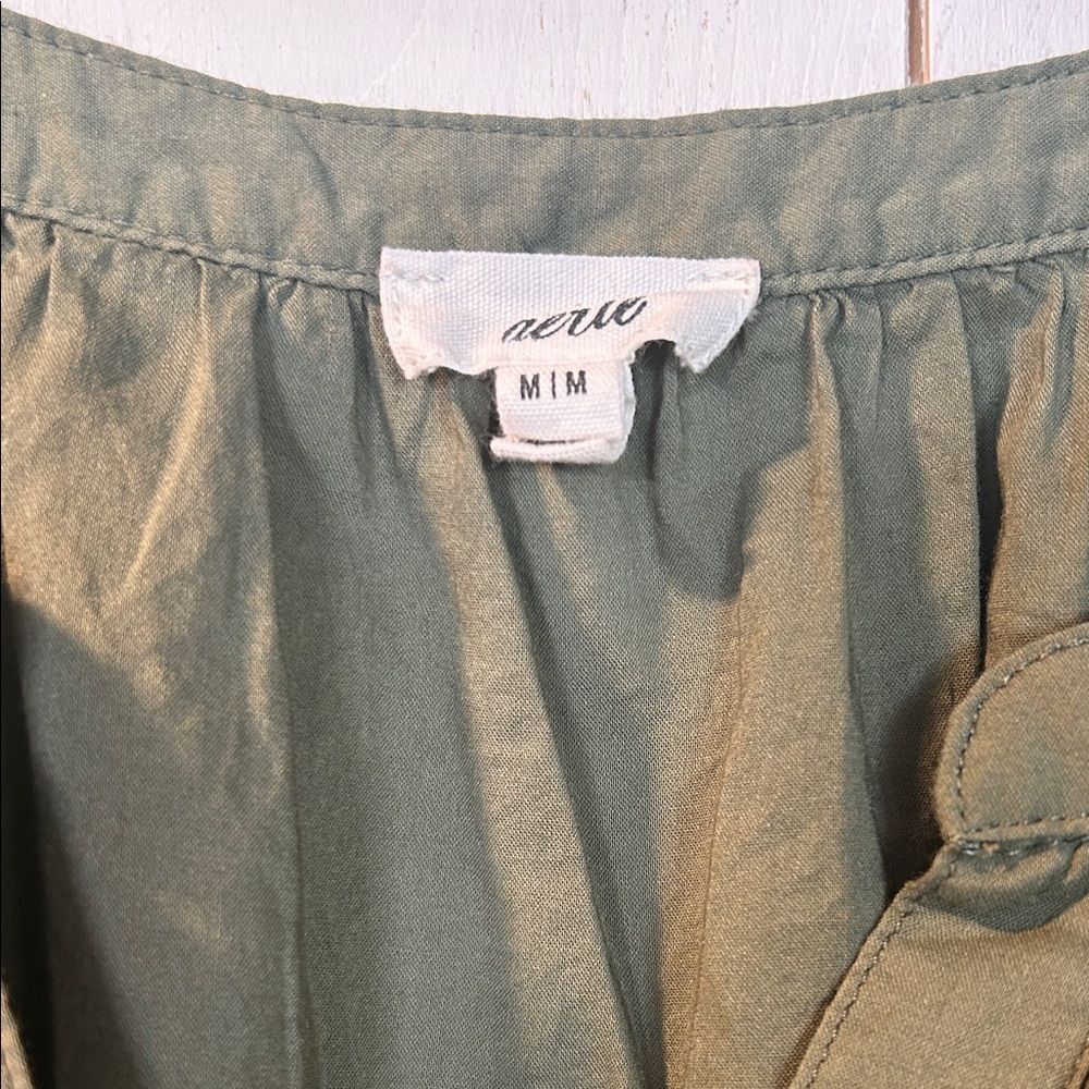 Aerie Olive Green Puff Sleeve Button-Front Crop Top Medium Cotton Viscose Blend - Picture 2 of 4